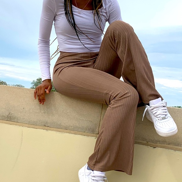 SHEIN Pants - Yoga pants